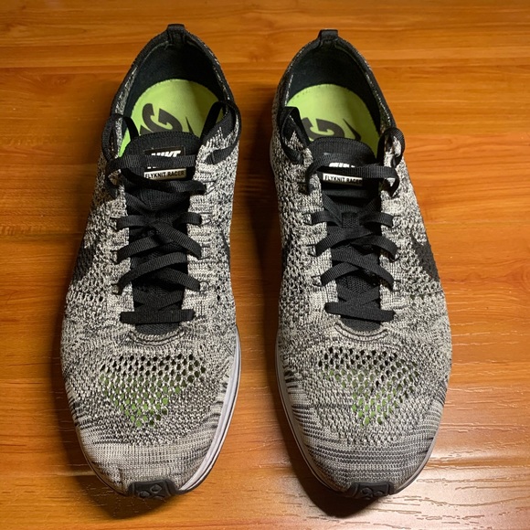 Nike Flyknit Racer Men’s size 10.5 - Picture 3 of 6